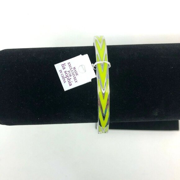 Lia Sophia Stretch Bangle Fashion Jewelry Silver Tone Yellow Chevrons Size Small - Picture 1 of 4